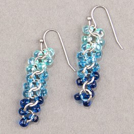 Magatama Dewdrop Earrings in Aqua Ombre