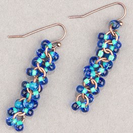 Magatama Dewdrop Earrings in Blue Aqua