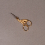 505-016:  Scissor Bird Gold Embroidery 3.75" 