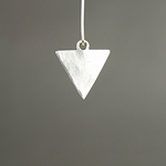 MET-00127: 20mm Antique Silver Triangle Charm 