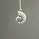 MET-00218: 21mm Silver Plated Nautilus Charm 