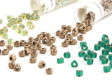 5/0 Triangle Beads (TR5)